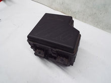Load image into Gallery viewer, FUSE BOX Hyundai Santa Fe 2010 10 2011 11 2012 12 - MRK245587
