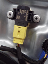 Load image into Gallery viewer, FRONT DOOR WINDOW REGULATOR POWER Hyundai Santa Fe 10 11 12 Right - MRK245642
