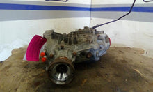 Load image into Gallery viewer, TRANSFER CASE Freelander 2002 02 2003 03 2004 04 05 - CTL245839
