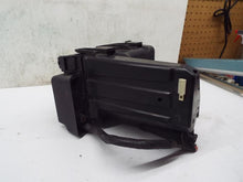 Load image into Gallery viewer, Fuse Box Lincoln MKX 2007 - MRK245908
