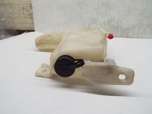 Load image into Gallery viewer, RADIATOR OVERFLOW Nissan X terra Element 1998 98 1999 99 2000 00 01 02 03 04 - MRK246015
