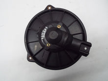 Load image into Gallery viewer, HEATER BLOWER MOTOR Toyota Corolla 1998 98 99 00 01 02 - MRK246318
