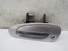 Load image into Gallery viewer, Exterior Door Handle Honda Accord 2006 - MRK246398
