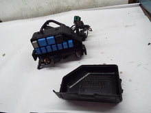 Load image into Gallery viewer, Fuse Box Kia Soul 2011 - MRK246795
