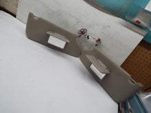 Load image into Gallery viewer, Interior Sun Visors Jeep Liberty 2007 - MRK246818
