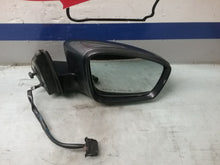 Load image into Gallery viewer, SIDE VIEW DOOR MIRROR Volkswagen Jetta 11 12 13 14 15 16 Right - CTL247623

