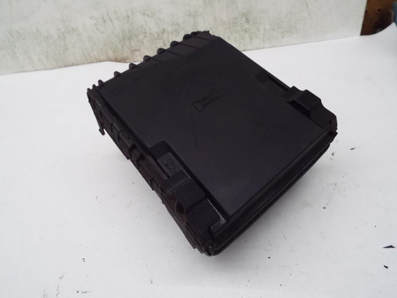 FUSE BOX Volkswagen Passat 2006 06 2007 07 - MRK248714