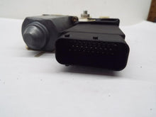 Load image into Gallery viewer, Power Window Motor Volkswagen Jetta 2000 - MRK249852
