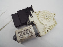 Load image into Gallery viewer, Power Window Motor Volkswagen Jetta 2000 - MRK249854
