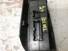 Load image into Gallery viewer, FRONT DOOR WINDOW SWITCH Nissan Sentra 13 14 15 16 Left - CTL250382
