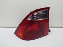 Load image into Gallery viewer, TAIL LIGHT LAMP ASSEMBLY Ford Focus 2005 05 2006 06 2007 07 Left - MRK250637
