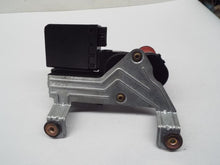 Load image into Gallery viewer, Rear Wiper Motor Chevrolet Tahoe 2001 - MRK250742
