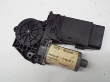 Load image into Gallery viewer, Power Window Motor Volkswagen Golf 2003 - MRK250754
