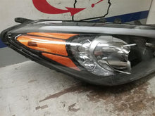 Load image into Gallery viewer, HEADLIGHT LAMP ASSEMBLY Kia Forte 2014 14 2015 15 2016 16 Right - CTL251084
