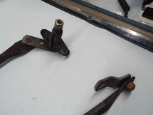 Load image into Gallery viewer, WINDSHIELD WIPER TRANSMISSION 1500 Van 2500 Van 3500 Van 95-03 - MRK251929
