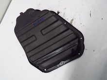 Load image into Gallery viewer, OIL PAN Nissan Rogue 08 09 10 11 12 13 14 15 LOWER - MRK252080
