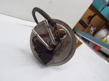 Load image into Gallery viewer, FUEL PUMP Lincoln Navigator 1999 99 2000 00 2001 01 2002 02 - MRK252583
