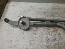 Load image into Gallery viewer, Windshield Wiper Transmission Chevrolet Malibu 2016 - CTL252814
