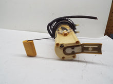 Load image into Gallery viewer, Fuel Pump Yukon XL Suburban 1500 2000 00 2001 01 - MRK252834
