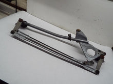 Load image into Gallery viewer, Windshield Wiper Transmission Buick Lesabre 2000 - MRK253139
