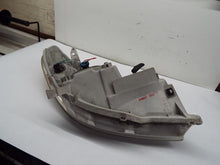 Load image into Gallery viewer, HEADLIGHT LAMP ASSEMBLY Toyota Matrix 03 04 05 06 07 08 Left - MRK253654

