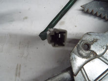 Load image into Gallery viewer, FRONT WINDOW REGULATOR Honda CRV 1997 97 1998 98 1999 99 00 01 Right - MRK253962
