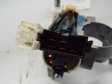 Load image into Gallery viewer, IGNITION SWITCH MITSUBISHI LANCER 2002 02 03 04 05 06 - MRK254764
