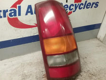 Load image into Gallery viewer, TAIL LIGHT LAMP ASSEMBLY Silverado 1500 Pickup Silverado 2500 99-03 Right - CTL264265
