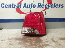 Load image into Gallery viewer, OUTER TAIL LIGHT LAMP Kia Sorento 2011 11 2012 12 2013 13 Right - CTL293665
