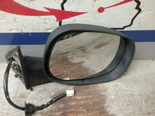 Load image into Gallery viewer, SIDE VIEW DOOR MIRROR 1500 Pickup 2500 Pickup 3500 Pickup 98-02 Right - CTL297137
