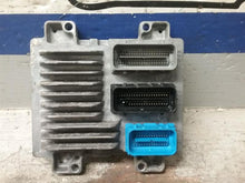 Load image into Gallery viewer, ECU ECM COMPUTER ELR Cruze Silverado 2500 Pickup Silverado 3500 11-16 - CTL298445
