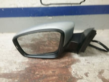 Load image into Gallery viewer, SIDE VIEW DOOR MIRROR Volkswagen Jetta 11 12 13 14 15 16 Left - CTL299229
