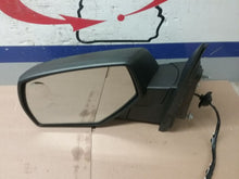 Load image into Gallery viewer, [INVENTORYCAR_YEAR_MAKE_MODEL] SIDE VIEW DOOR MIRROR Left - CTL303216
