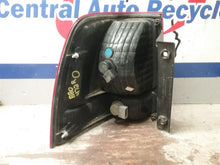 Load image into Gallery viewer, TAIL LIGHT LAMP ASSEMBLY Ford Expedition 03 04 05 06 Right - CTL305529
