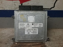 Load image into Gallery viewer, ECU ECM COMPUTER Hyundai Elantra 2017 17 2018 18 - CTL307217
