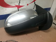 Load image into Gallery viewer, Side View Door Mirror  SILVERADO 1500 PICKUP 2012 - CTL307563
