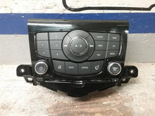 Load image into Gallery viewer, RADIO Chevrolet Cruze 2013 13 2014 14 2015 15 2016 16  AM FM CD - CTL310308
