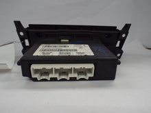 Load image into Gallery viewer, TEMPERATURE CONTROLS Cadillac SRX 2008 08 2009 09 - MRK310965
