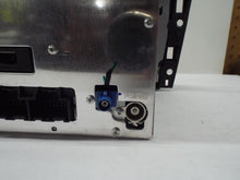 Load image into Gallery viewer, Radio Cadillac SRX 2008 - MRK311683
