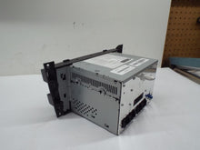 Load image into Gallery viewer, Radio Cadillac SRX 2008 - MRK311683
