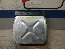 Load image into Gallery viewer, ECU ECM COMPUTER Volvo S60 V70 2003 03 2004 04 - CTL314778
