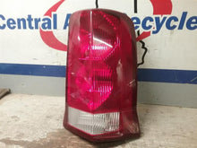 Load image into Gallery viewer, TAIL LIGHT LAMP ASSEMBLY Escalade Escalade ESV 2002-2006 Right - CTL318438
