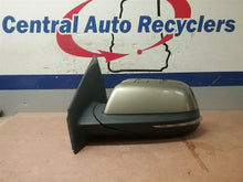 Load image into Gallery viewer, Side View Door Mirror Ford Edge 2013 - CTL321648
