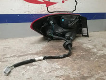 Load image into Gallery viewer, OUTER TAIL LIGHT LAMP Chevrolet Malibu 16 17 18 19 20 Right - CTL323950
