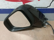 Load image into Gallery viewer, Side View Door Mirror Renault Encore 2014 - CTL324913
