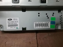 Load image into Gallery viewer, RADIO DISPLAY Ford Flex 2009 09 2010 10 - CTL325560
