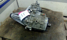 Load image into Gallery viewer, TRANSFER CASE Silverado 2500 Pickup Sierra 2500 Pickup 03-06 - CTL325830
