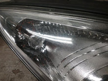 Load image into Gallery viewer, HEADLIGHT LAMP ASSEMBLY Hyundai Elantra 07 08 09 10 Right - CTL327348
