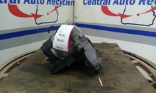 Load image into Gallery viewer, TRANSFER CASE BMW 530xi 528xi 328xi 332xi 2006 06 2007 07 2008 08 09 2010 10 - CTL327464
