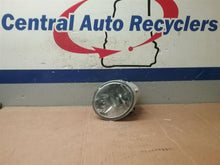 Load image into Gallery viewer, FOG LIGHT Toyota Sequoia Tundra 2001 01 2002 02 03 04 05 06 07 Left - CTL329570

